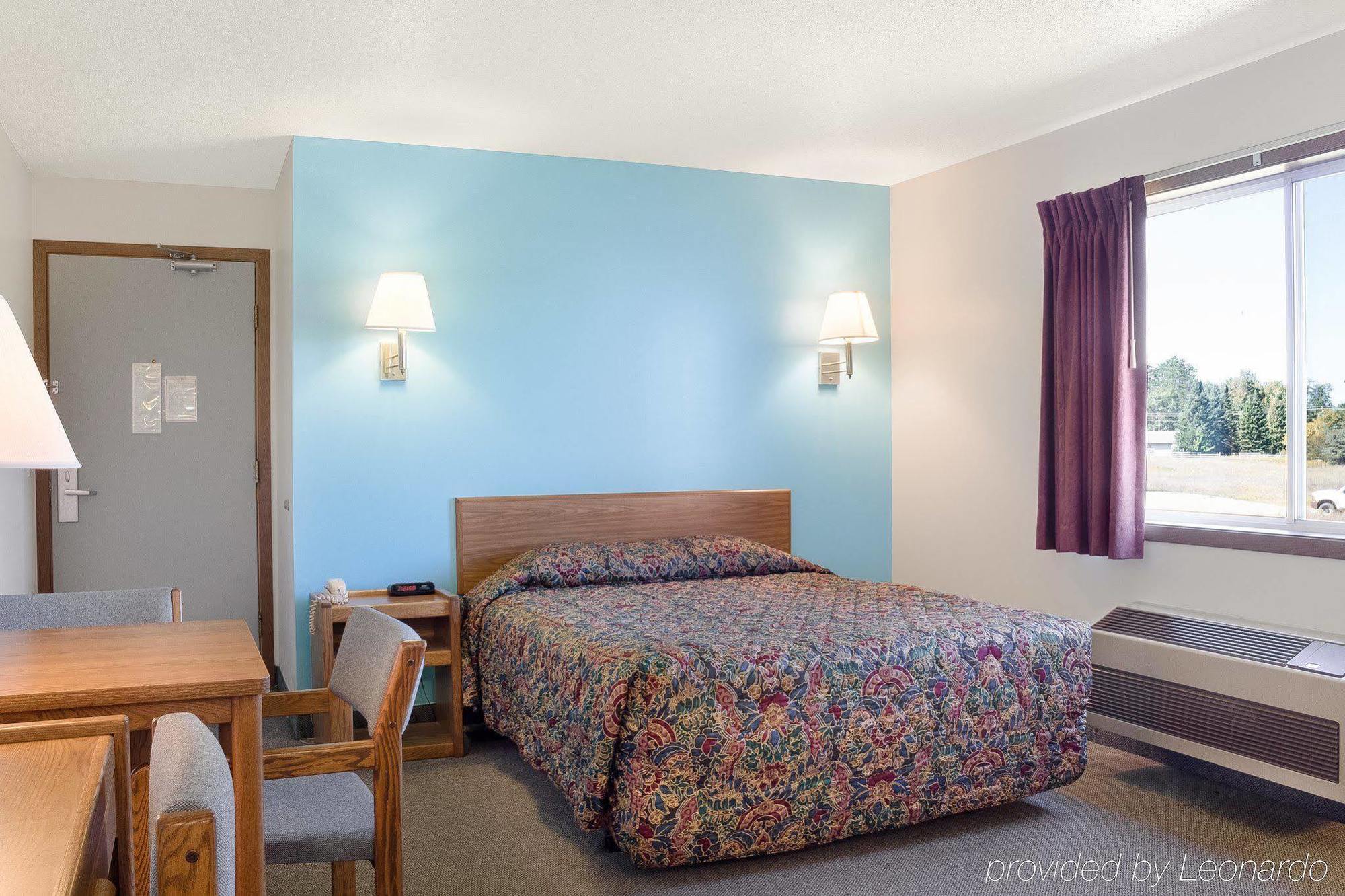Rodeway Inn Pine River Exterior photo