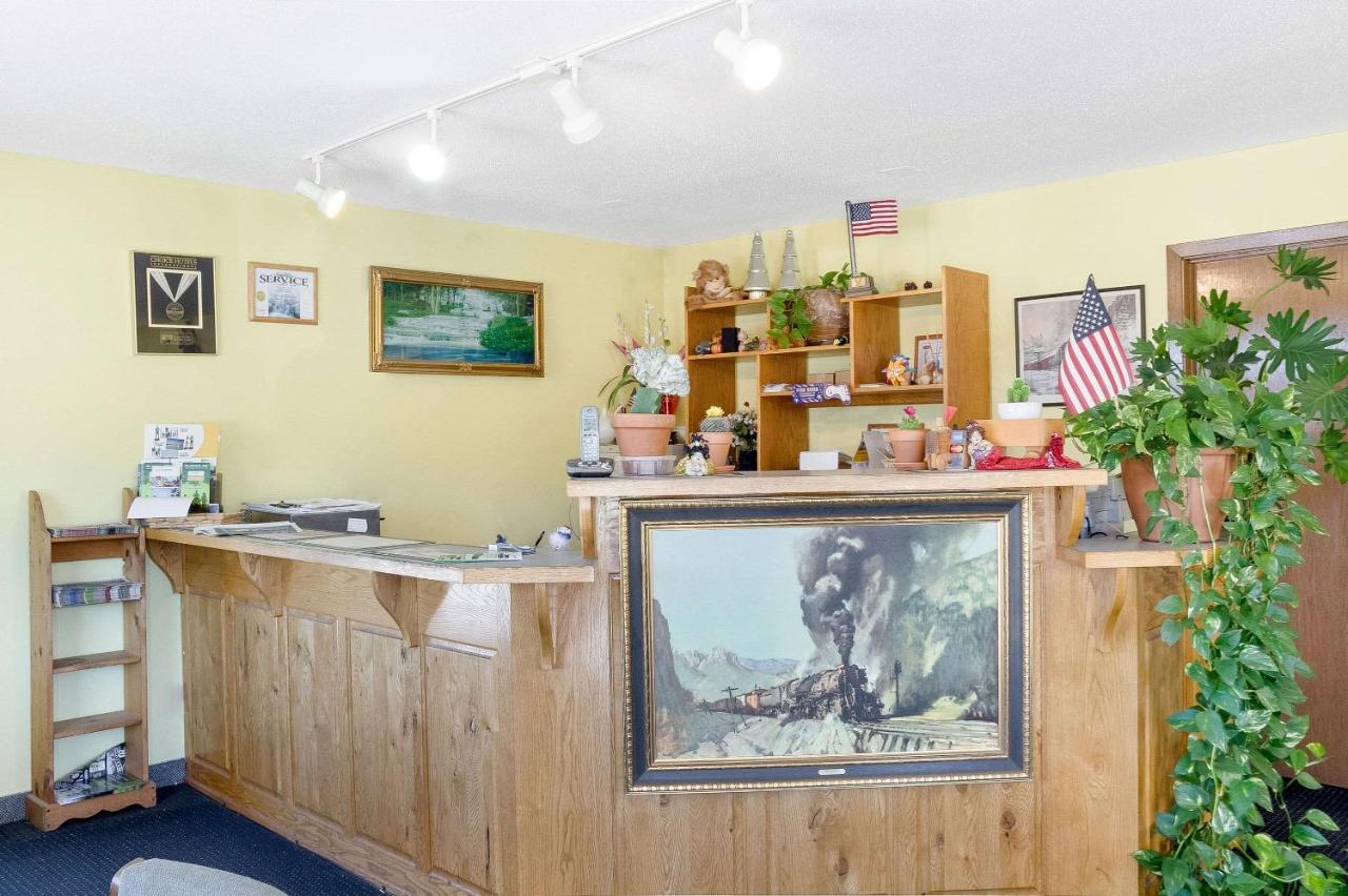 Rodeway Inn Pine River Exterior photo
